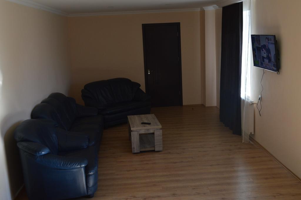 קזבגי Guest House Qubi מראה חיצוני תמונה