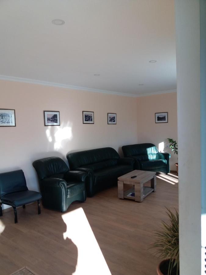קזבגי Guest House Qubi מראה חיצוני תמונה