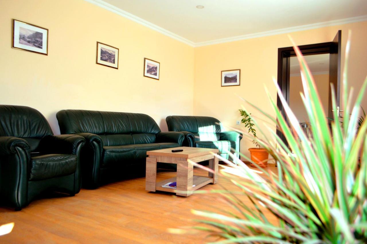 קזבגי Guest House Qubi מראה חיצוני תמונה